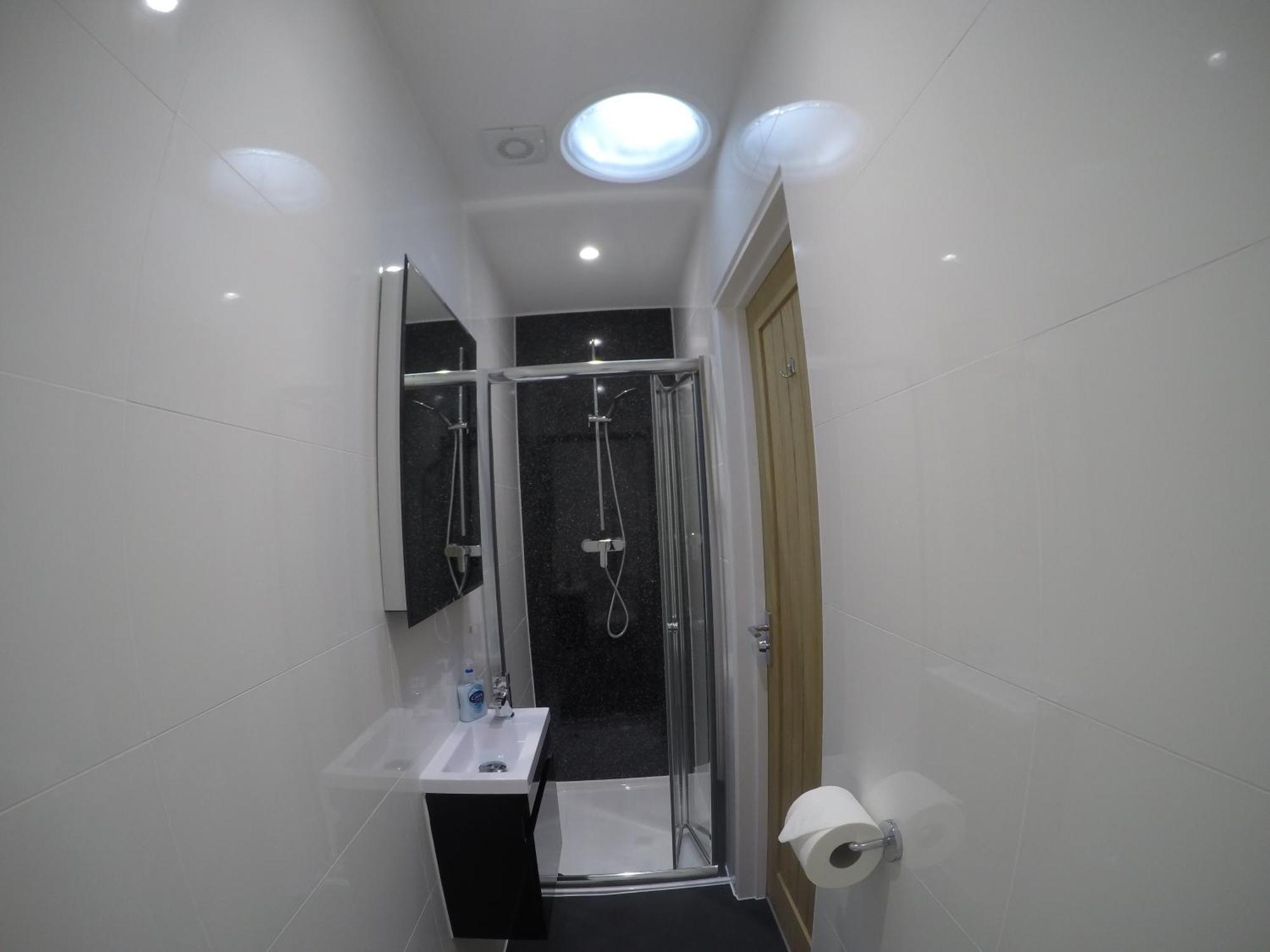 Deepcut Lodge Bed & Breakfast Self Service Camberley Exterior foto